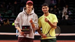 Sinner-Alcaraz, il paradosso montepremi: l’esibizione a Seoul vale come l’Australian Open, dove la cabala dice Carlos