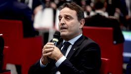 Zappi squalificato per 13 mesi, arbitri italiani nel caos: lo scenario da incubo per l’AIA, serie A verso una rivoluzione