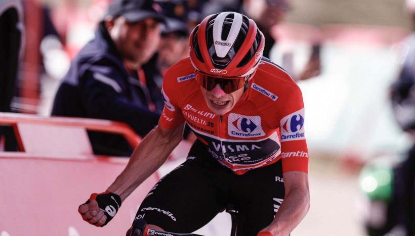 Vingegaard ha detto si al Giro: vuole la triplice corona subito, e Almeida lo sfida. Van Aert da record: è già in bici