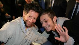 Valentino Rossi ai ferri corti col padre: la tristezza del Dottore e la replica della compagna di Graziano