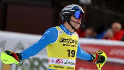 Wengen, McGrath domina lo slalom: l’Italia si salva con Vinatzer ma l’organizzazione è un disastro