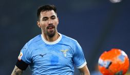 Nella Lazio è giallo Romagnoli, salta l’allenamento e mette il club all’angolo: due strade per Lotito   