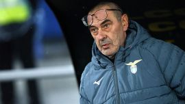 Lazio, Sarri cancella Lotito e sbotta con Marcolin sul caso Romagnoli: “Olimpico deserto? Un gesto d’amore”