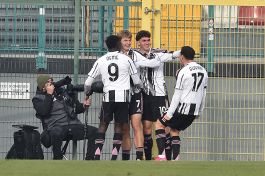 La Juve Next Gen si salva ma il Forlì alza la voce per un rigore negato al 95’