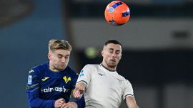 Pagelle Verona-Lazio 0-1: Nelsson sfortunato, decisivo Lazzari. Gila è una diga, Bella-Kotchap un treno
