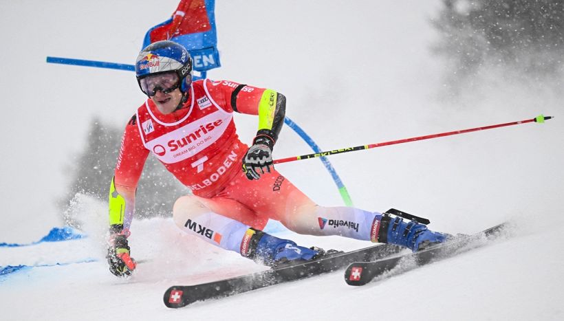 Sci, gigante Adelboden: Odermatt mette tutti in fila, Pinheiro 2° davanti ad Anguenot. Vinatzer si butta via