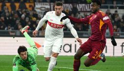 Roma-Stoccarda, moviola: l’Olimpico rumoreggia per un rigore, perché l’arbitro lo ha ignorato