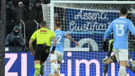 Lazio-Fiorentina, moviola: due rigori nel recupero, due gol dubbi ma l'errore gravissimo è in avvio
