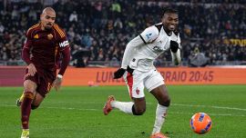 Milan, Allegri in ansia per Leao: le indiscrezioni da Milanello preoccupano. Mauro senza pietà: “Non è da grande squadra”