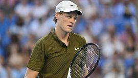 Sinner, sceneggiate e favoritismi: Jannik di nuovo sotto attacco, veleni dalla Spagna agli Stati Uniti