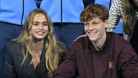 Sinner, c’è solo Alcaraz: la confessione. Laila Hasanovic lontano da Jannik, vacanza extralusso, il dubbio dei fan