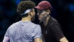 Sinner, occhio a Shelton: non fa più il bulletto ma l'amicone, abbracci e sorrisi prima del big match