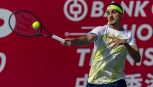 Hong Kong, buona la prima per Sonego. Auckland, Cocciaretto ok: sfiderà Linette, che ha battuto Venus Williams