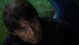 Napoli: Conte mai dire Champions, De Laurentiis piange per il buco enorme in cassa, cosa cambia sul mercato
