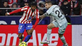 Lookman show ma non basta, gol annullato al nigeriano: Simeone ko tra le polemiche