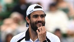 Berrettini-Sonego, salta il derby di Rio: Matteo si consola con Ancelotti, il ct del Brasile re del Carnevale