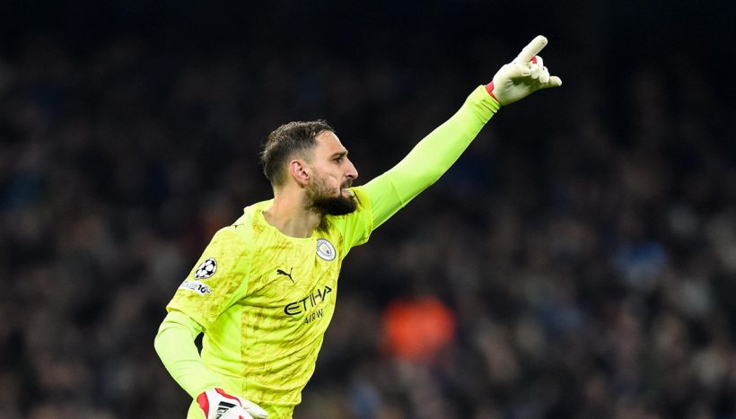 Donnarumma vola, Chiesa ignorato: il Manchester City dilaga e minaccia l’Arsenal, Fede sempre più ai margini