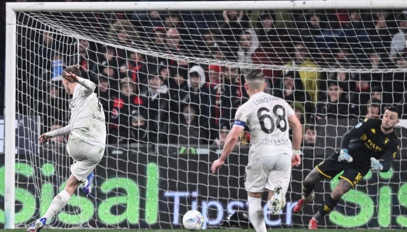 Genoa-Napoli: i rigorini di Marassi infiammano il web, Var ancora nel caos