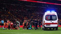 Tragedia sfiorata in Galatasaray-Istanbulspor, Yilmaz ha salvato la vita a Kutucu: cosa è successo