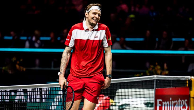Bublik in versione clown a Rotterdam, irride Hurkacz e lo batte: “In confronto a lui sono Djokovic”. E Nole rinuncia a Doha