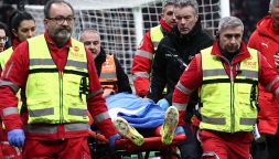 Milan-Parma, Loftus-Cheek esce in barella col volto insanguinato: come sta Ruben, il trauma e i tanti denti rotti