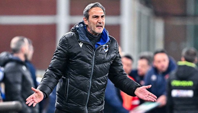 Sampdoria, crollo col Bari e di nuovo nel baratro: fischi e lancio di oggetti a Marassi, Gregucci è a rischio esonero