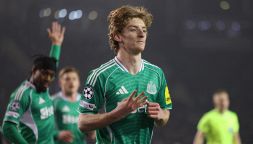 Newcastle: Gordon fa 4 gol ma il suo capitano lo attacca e il tecnico Howe lo rimprovera