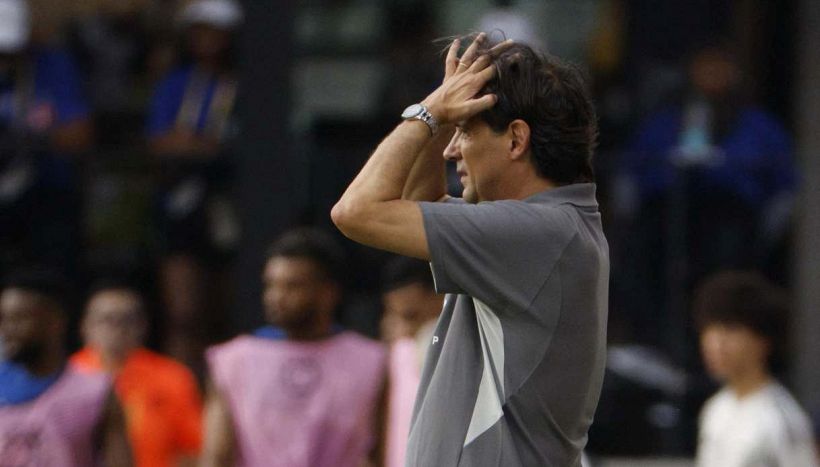 Simone Inzaghi, l’ultimo schiaffo del calcio italiano: l’ex Inter snobbato per la Panchina d’oro e cominciano le accuse
