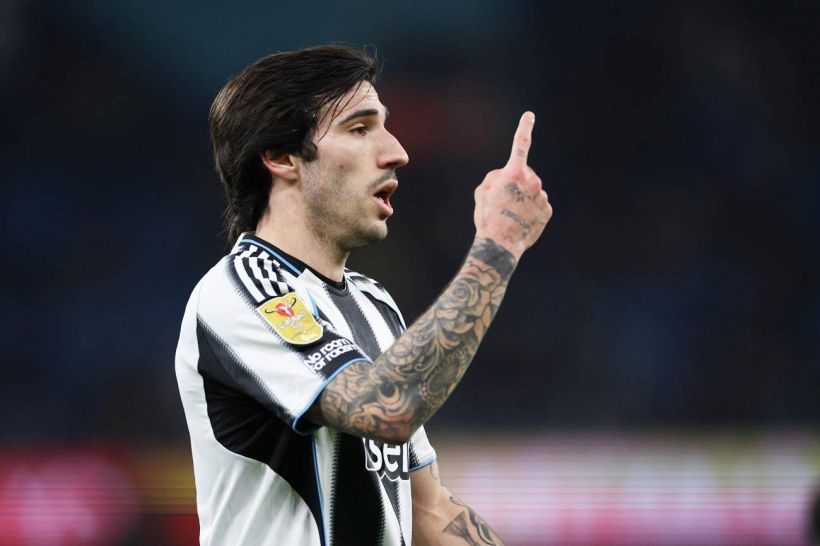 Tonali insieme a Donnarumma: Guardiola tenta lo sgambetto alla Juventus, ma occhio anche al Manchester United