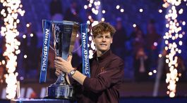 Dopo le gaffe di Petrecca altra mazzata per la Rai: ATP Finals a Mediaset fino al 2030, è ufficiale