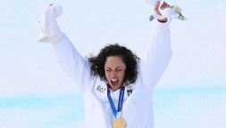 Brignone fa emozionare il mondo! Mamma Ninna non ci credeva, Vonn, Tamberi e Abodi esaltano Federica "tigre e dragone"