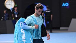 Musetti, brutte notizie: rinuncia ad Acapulco, l’infortunio preoccupa. Darderi spaventa l’Italia, l’Argentina lo vuole in Davis