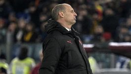 Giudice sportivo, Allegri fermato dopo Milan-Como, Fabregas graziato ma con la Juve non avrà Nico Paz