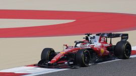 Test F1 Bahrain, la Ferrari adesso fa paura: Leclerc chiude col tempone. Vasseur cauto: 'A Melbourne sarà diverso'