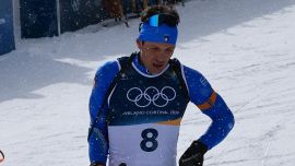 Milano Cortina, Giacomel rompe il silenzio dall’ospedale. Paura nell’halfpipe, Ives sbatte la testa e va via in barella