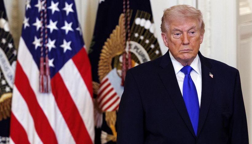 Trump e il caos hockey: il video con la rissa, il no della nazionale femminile dopo la gaffe e la bufera su quella maschile