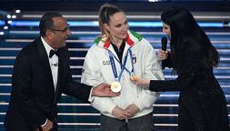 “Mamma d’oro”, la frase di Conti a Lollobrigida fa discutere: la reazione di Francesca e il motivo delle polemiche social