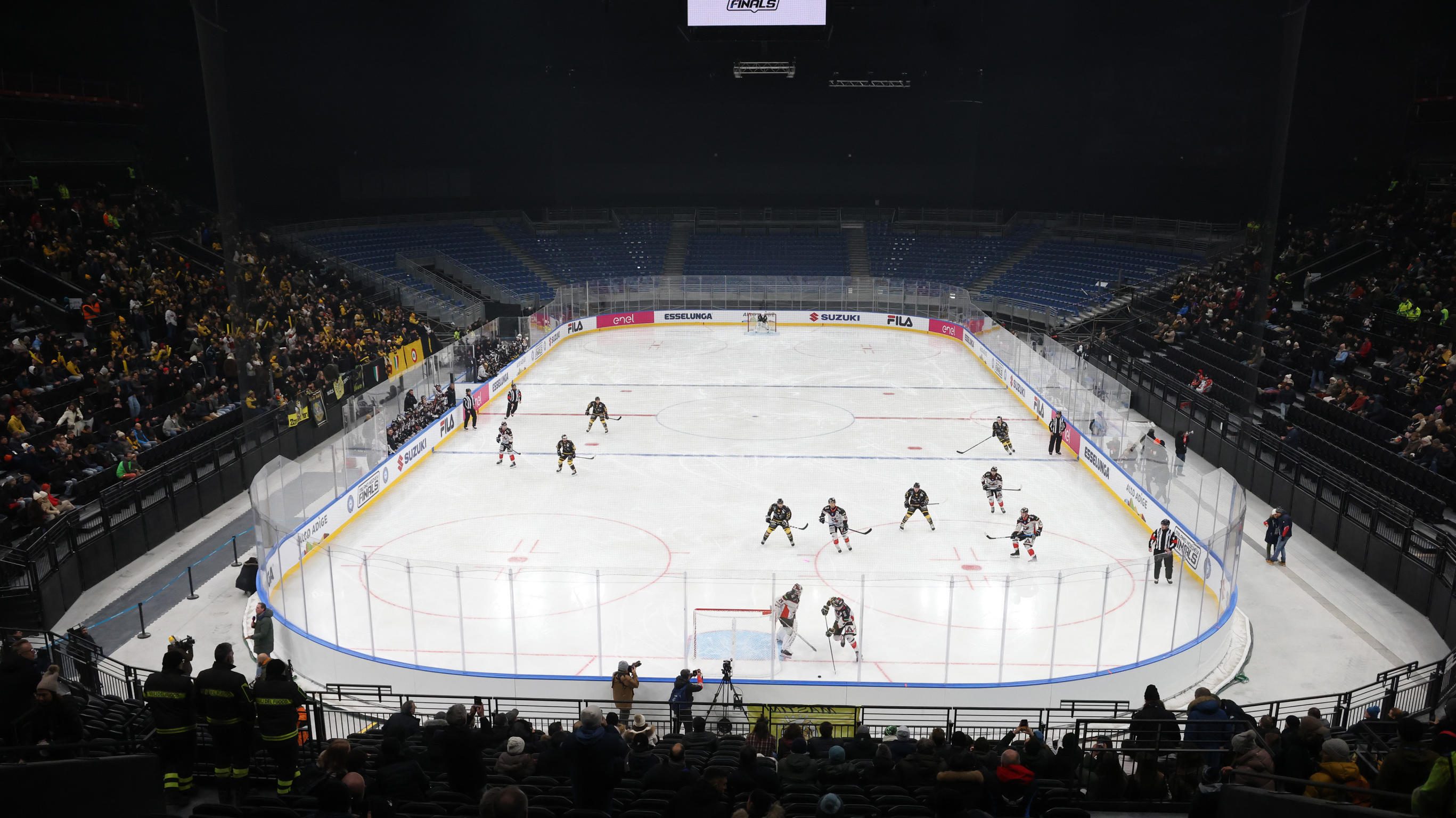 santa giulia ice hockey arena