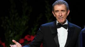 Juventus, Ezio Greggio perde la pazienza: Gestione da galera, giochiamo in 9 con quei due, basta bidoni