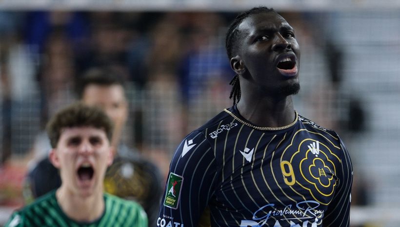 Volley Coppa Italia, Verona e Keita completano l'opera: 3-0 a Trento, arriva il primo torneo della storia