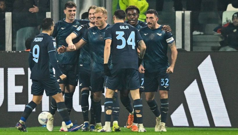 Lazio, lo scoop di Fiorello fa impazzire i tifosi: "Acquistata in primavera". Ma davvero Lotito vende?