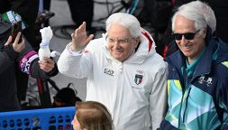 Mattarella portafortuna: a Cortina non vogliono che parta, i tifosi del calcio lo esigono ai playoff mondiali