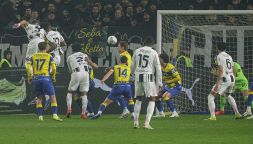 Parma-Juventus, moviola: rigore ignorato, due rossi negati e un gol annullato, che polemiche