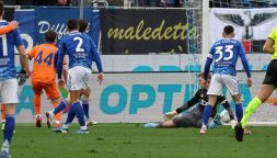 Como-Fiorentina 1-2 pagelle, Vanoli espulso ma salva la panchina, Fabregas torna sulla terra, rosso per Morata