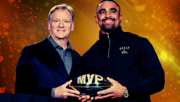 Qual è stato il primo Super Bowl della storia? Oggi mezzo mondo lo guarda, ma non è sempre stato così: la prima finalissima NFL