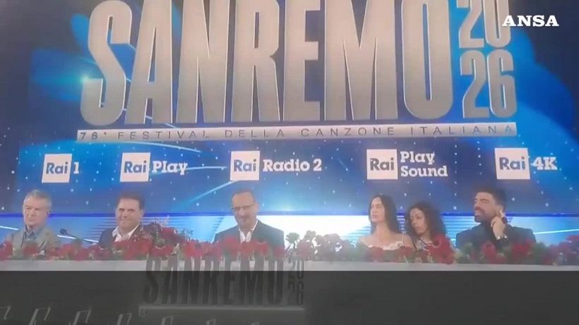 Sanremo, Conti: "Lollobrigida mamma d'oro? Non sapevo della polemica, mi sembrava carino dirlo"