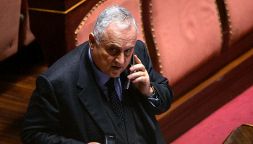 Lazio, Lotito sempre più alle corde: la petizione contro il presidente arriva in Parlamento. Minacce anche ai giocatori