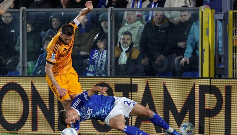 Como-Roma, moviola: quanti dubbi sul rosso a Wesley, scambio di persona? Doppia beffa per Gasperini