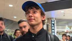Kimi Antonelli intervistato da Fiorello e Biggio a La Pennicanza, la prima volta e la promessa a Sinner