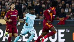 Roma-Bologna: proteste di Mancini sul gol di Rowe, il Var fa infuriare i giallorossi anche in Europa